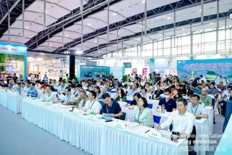 探寻AI时代智慧农业新未来！2024年生物光学与智慧农业国际论坛在广州召开(图4)
