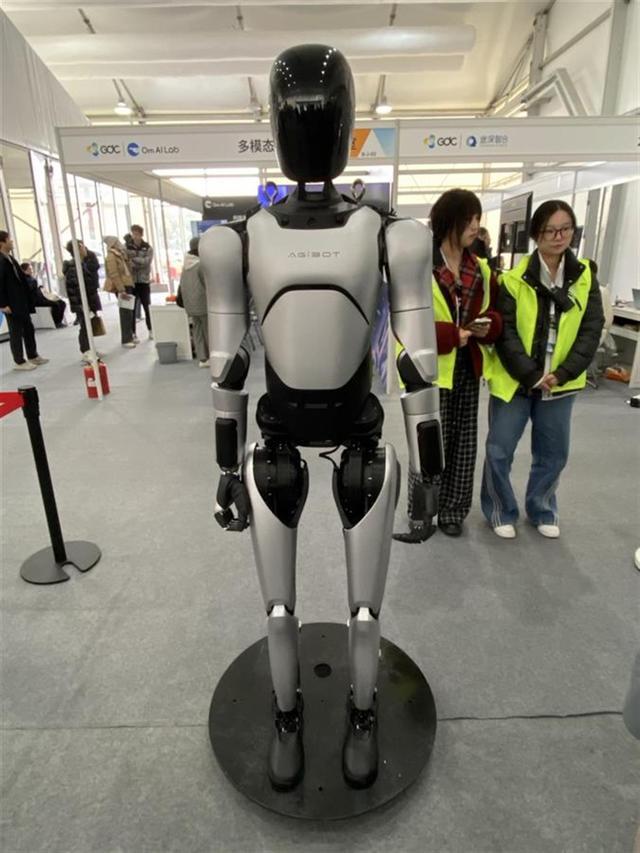 2025全国两会特别策划丨中国机器人集结！(图3)