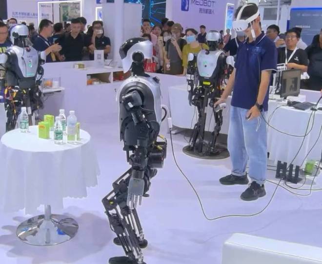 产业链协同创新破解行业痛点“2025上海人形机器人展”(图3)