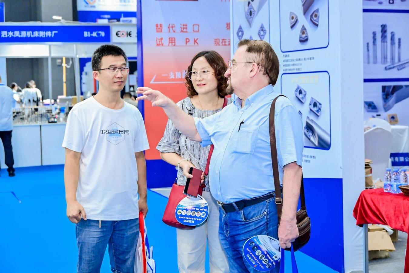九游娱乐文化：2025第二十三届烟台国际装备制造业博览会盛大启幕(图3)