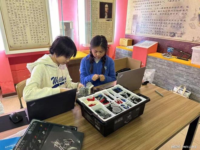 九游娱乐：昆明市第五届新华杯学生机器人竞赛总决赛即将启幕(图1)
