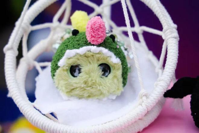 能感知情绪的“毛绒玩偶”、具身智能机器人……这里零距离体验最新AI应用(图4)