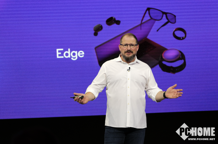 骁龙峰会十周年：高通称AI将无处不在重塑未来移动计算(图2)