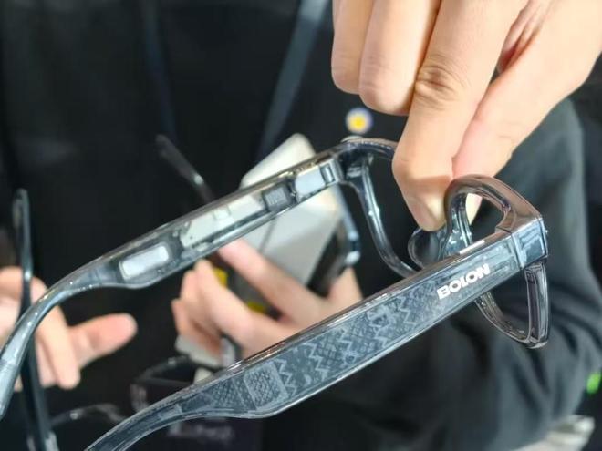 「百镜大战」一周年：千万级出货量吸引新老玩家技术之争结束了(图8)