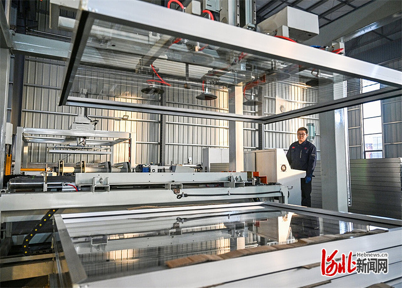 新闻纵深｜“十四五”微记忆③：“丝网二代”的智造突围(图2)