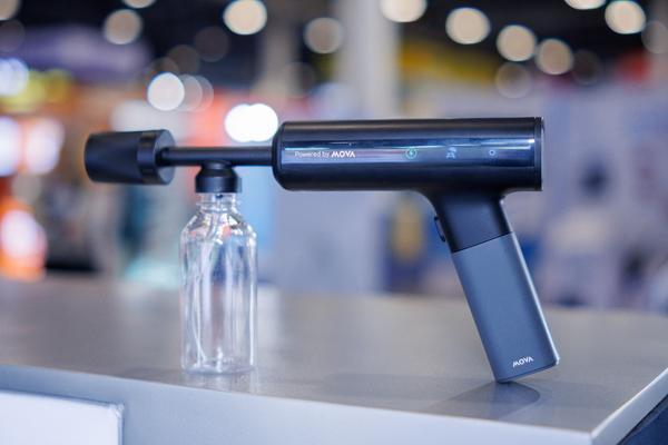 九游娱乐文化：从割草机到智能工具MOVA在CES展示智能庭院全景(图9)