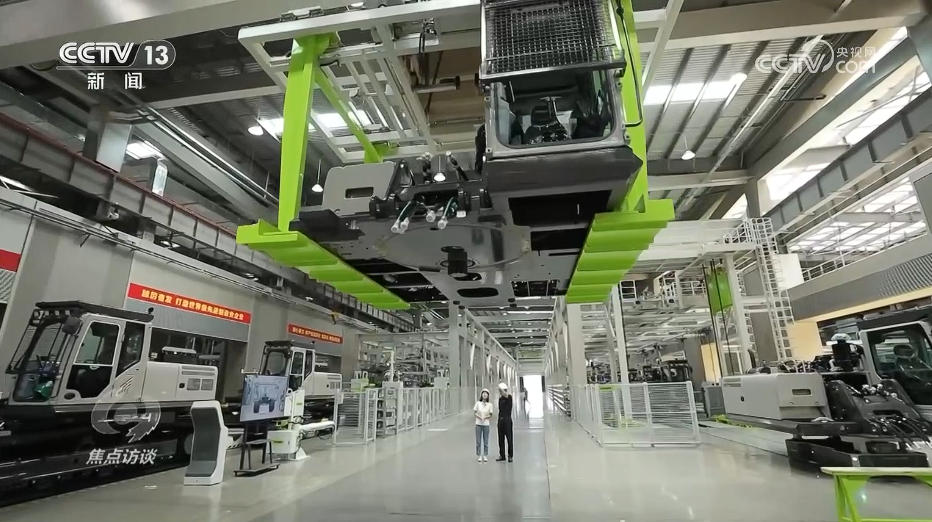 九游娱乐：焦点访谈｜领航时代“智造”未来探秘领航级工厂的跃升密码(图3)
