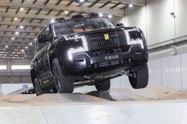 把“天门山”搬进厂房仰望U8以极致练兵场打磨硬核实力(图2)