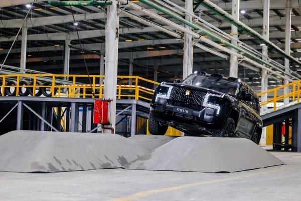 把“天门山”搬进厂房仰望U8以极致练兵场打磨硬核实力(图4)