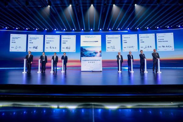 全域AI油电同权！奇瑞汽车新燃油之夜暨全新一代瑞虎9正式发布(图5)